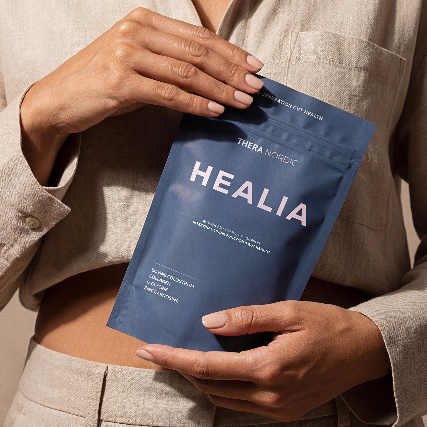 A scoop of HEALIA powder